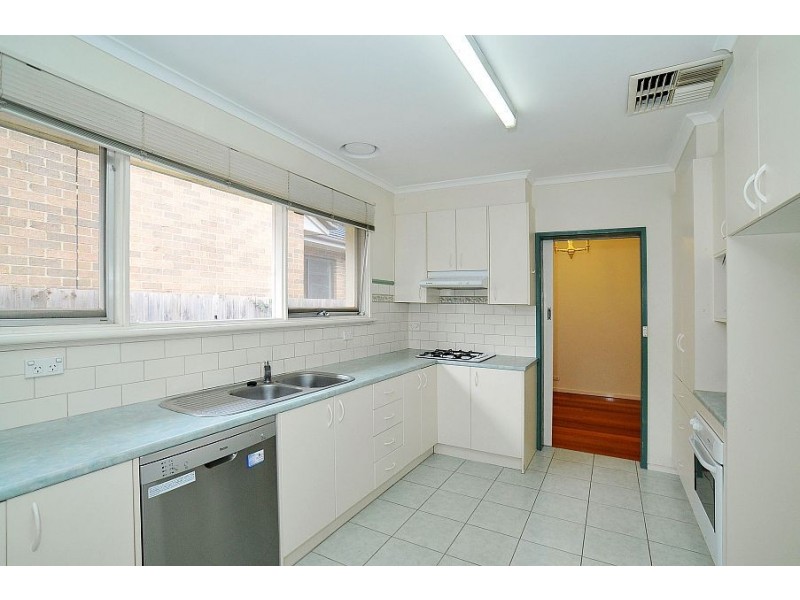 6 Hertford Court, Wantirna South VIC 3152