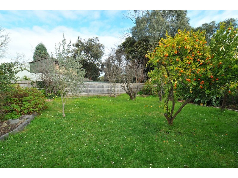 6 Hertford Court, Wantirna South VIC 3152