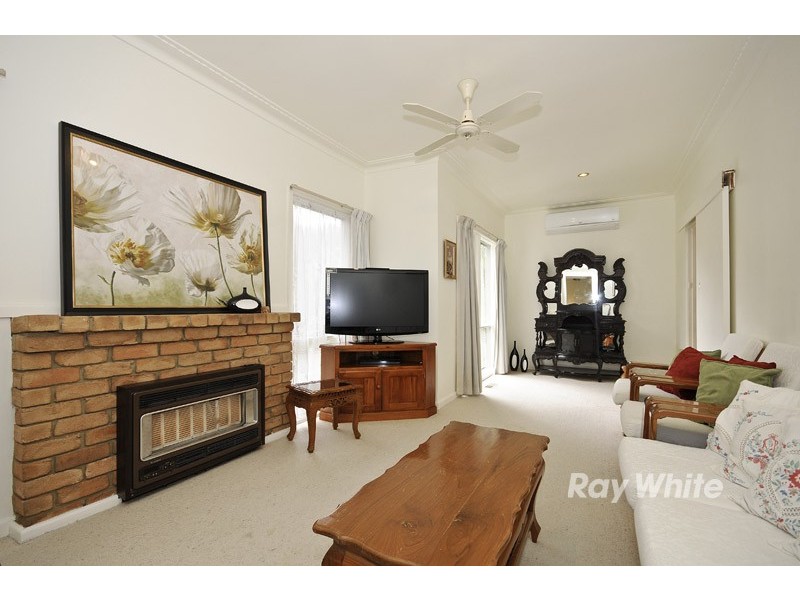 13 Chaundy Street, Ferntree Gully VIC 3156