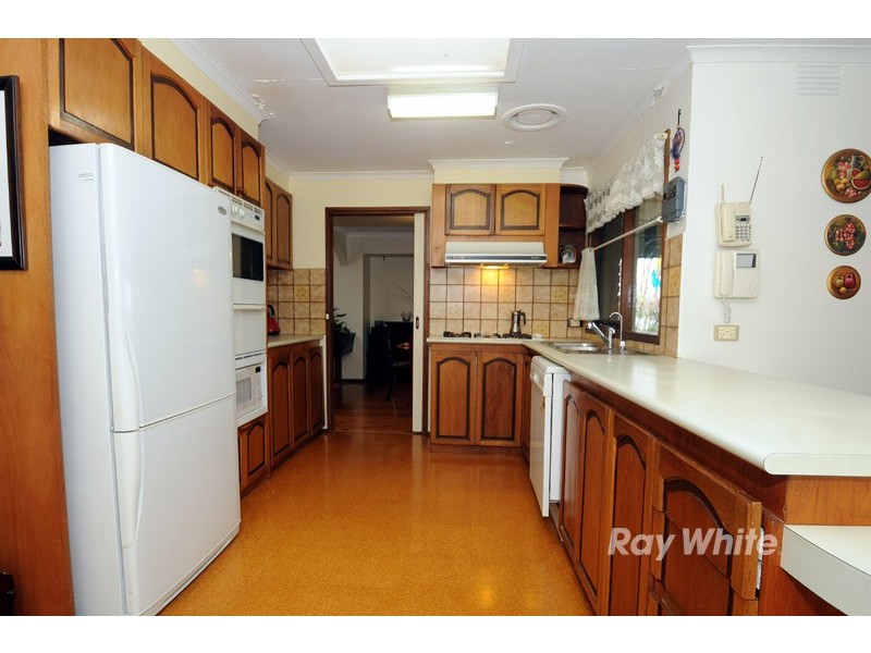 8 Hassett Court, Wantirna South VIC 3152