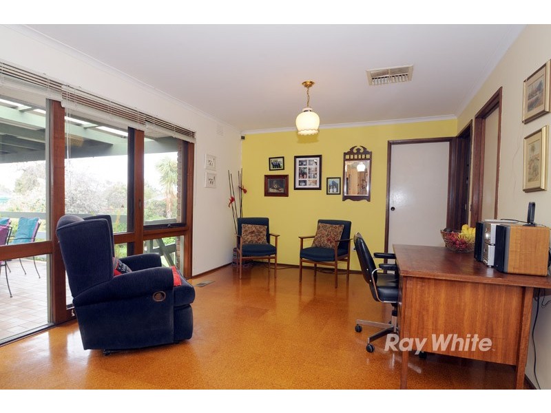 8 Hassett Court, Wantirna South VIC 3152