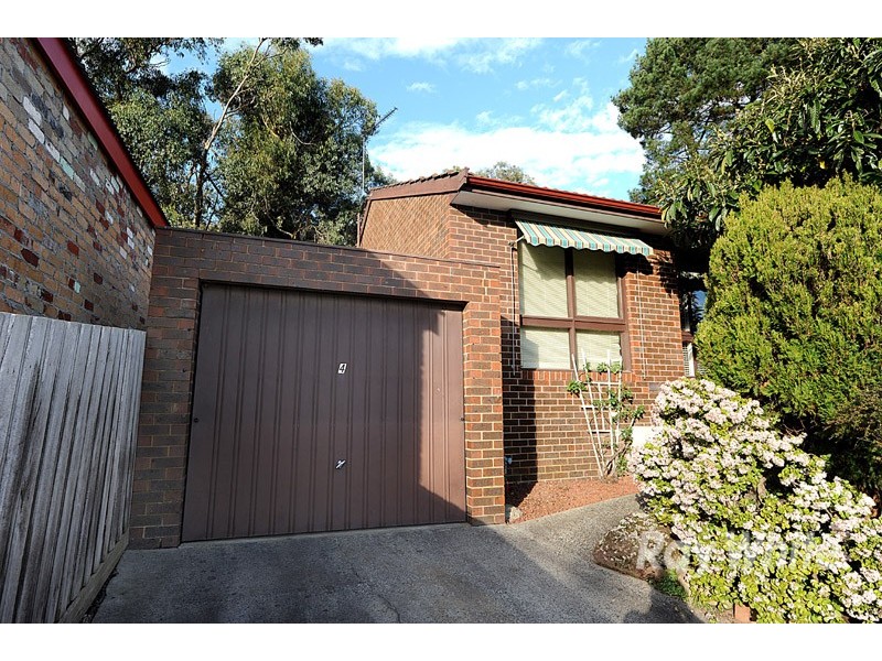 4/6 Pleasant Road, Ferntree Gully VIC 3156