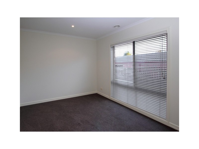 2/330 Canterbury Road, Ringwood VIC 3134