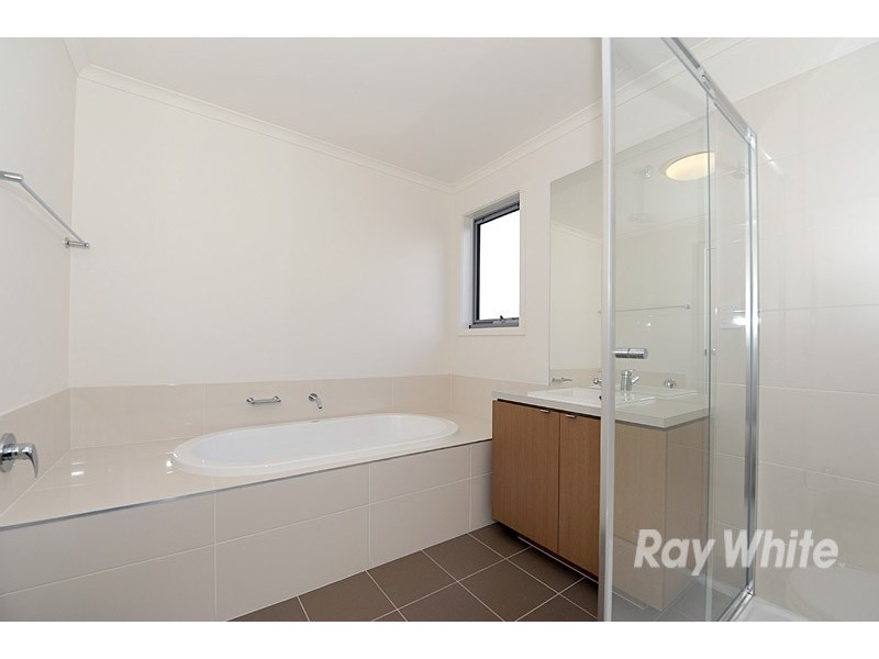 53 Bloom Avenue, Wantirna South VIC 3152