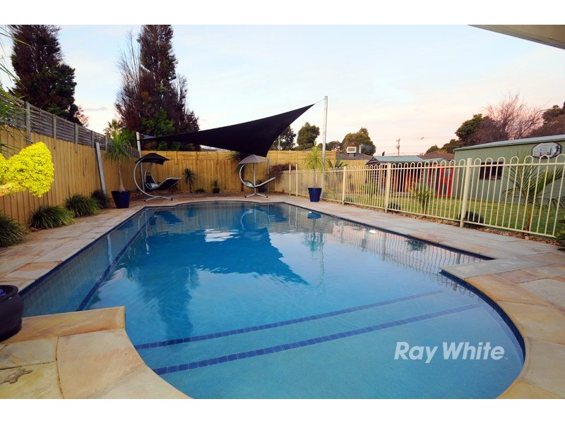 9 Nigel Court, Scoresby VIC 3179