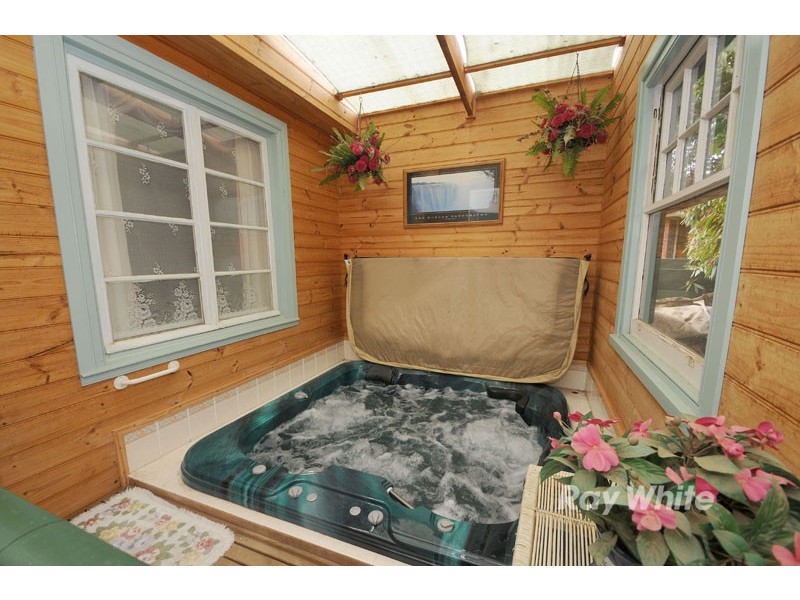 7a Ambrose Street, Emerald VIC 3782