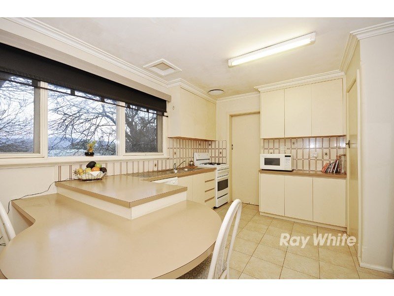 61 Bona Vista Road, Bayswater VIC 3153