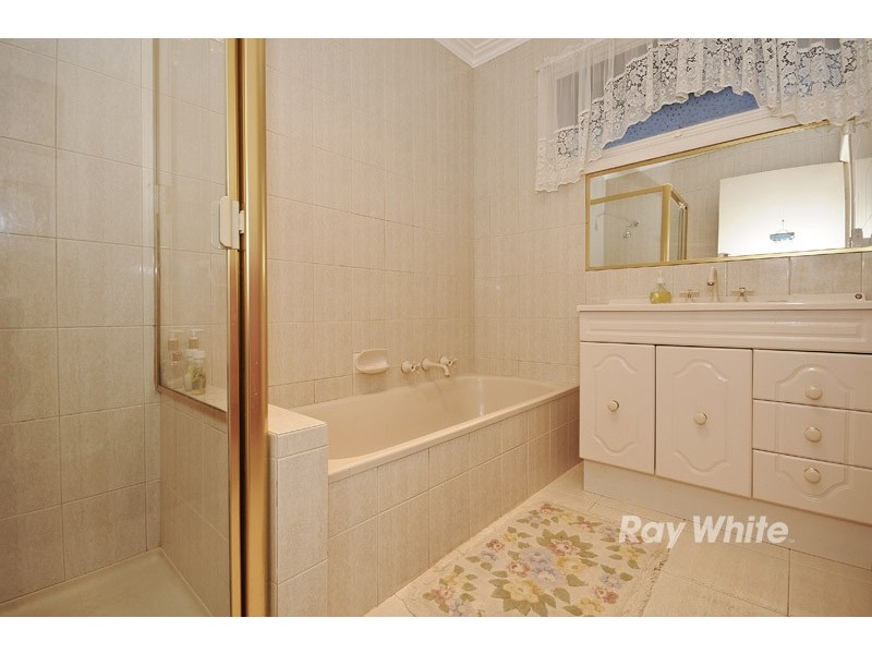 61 Bona Vista Road, Bayswater VIC 3153