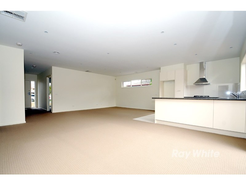 1/53 Kanooka Road, Wantirna South VIC 3152