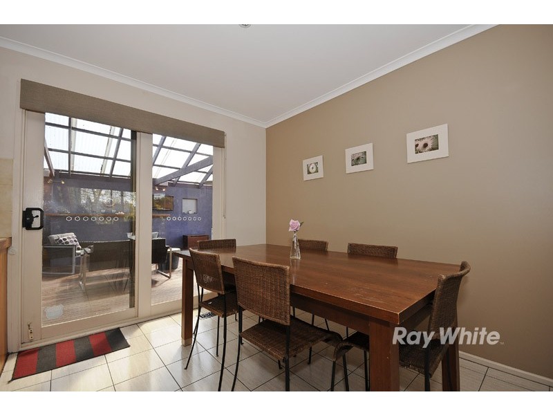 8 Haideh Place, Wantirna South VIC 3152