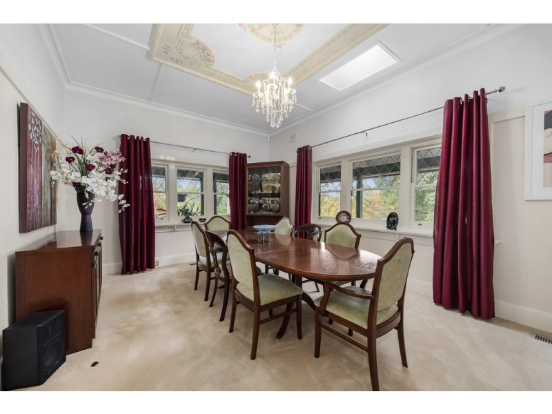 24 The Avenue, Ferntree Gully VIC 3156