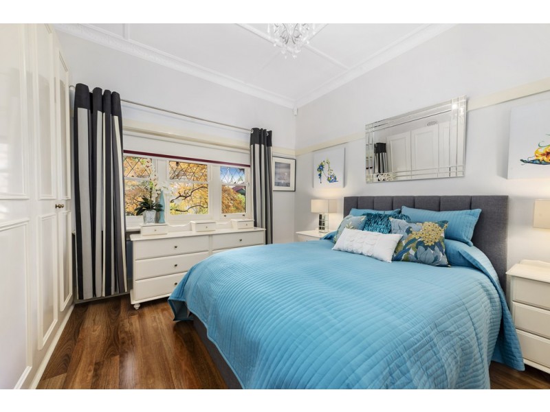 24 The Avenue, Ferntree Gully VIC 3156
