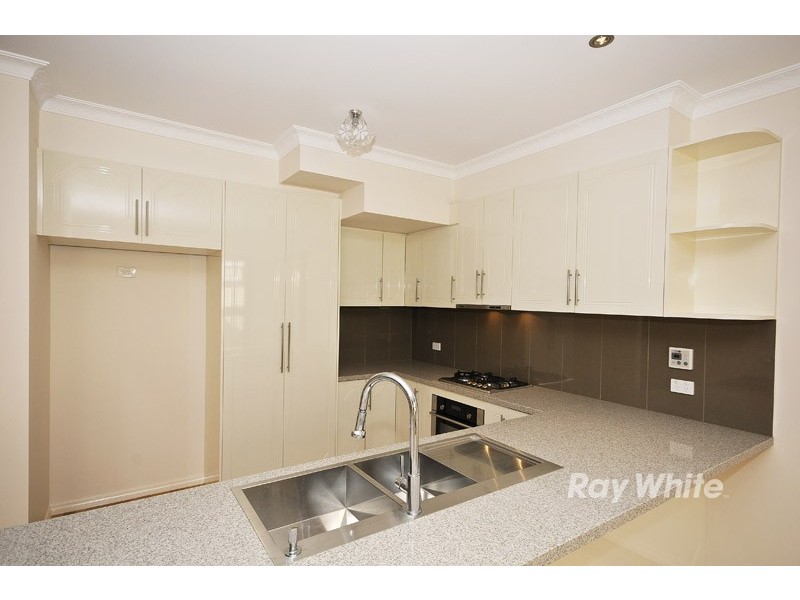 2/2 Somerset Street, Wantirna South VIC 3152