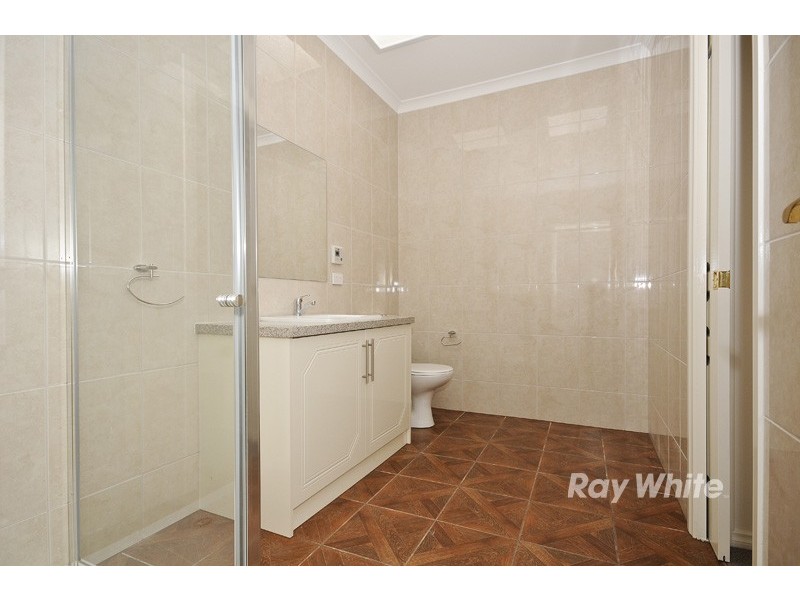 2/2 Somerset Street, Wantirna South VIC 3152