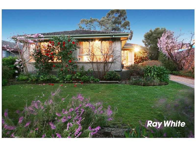 22 Rickards Avenue, Knoxfield VIC 3180