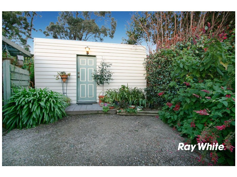 22 Rickards Avenue, Knoxfield VIC 3180
