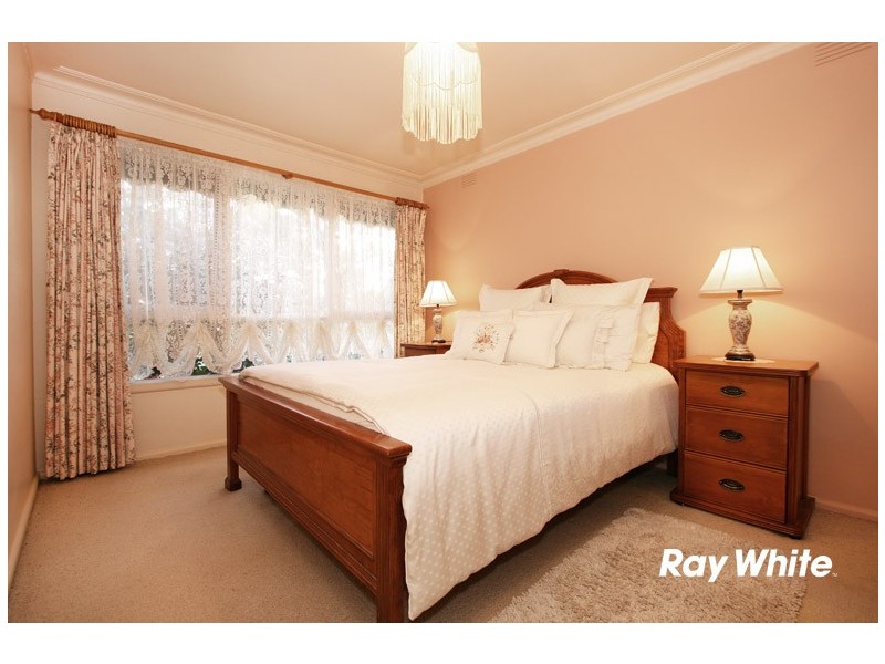 22 Rickards Avenue, Knoxfield VIC 3180