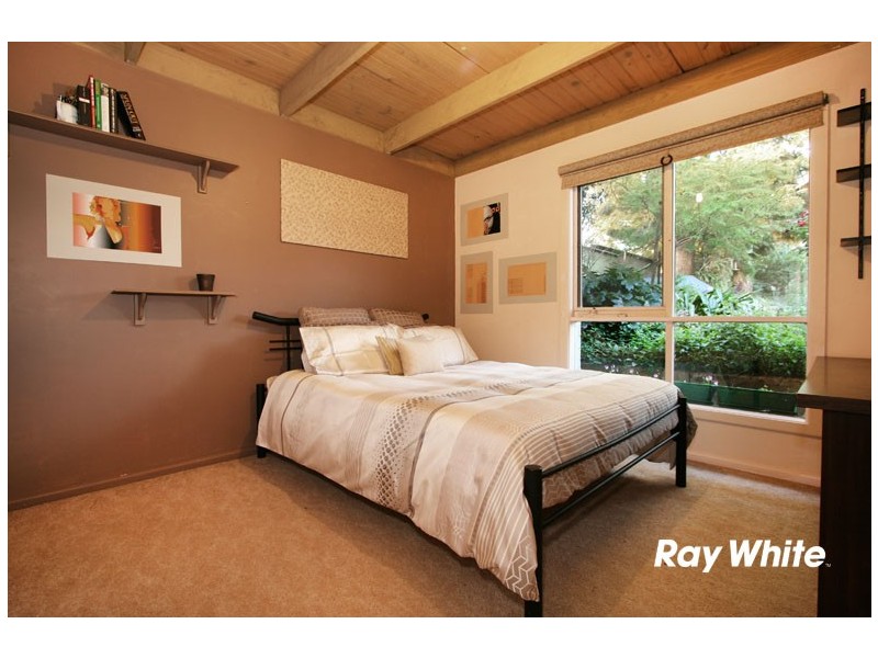 22 Rickards Avenue, Knoxfield VIC 3180