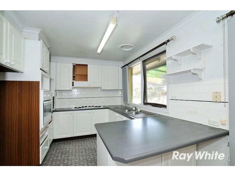 42 Brentwood Drive, Wantirna VIC 3152