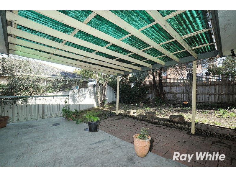42 Brentwood Drive, Wantirna VIC 3152