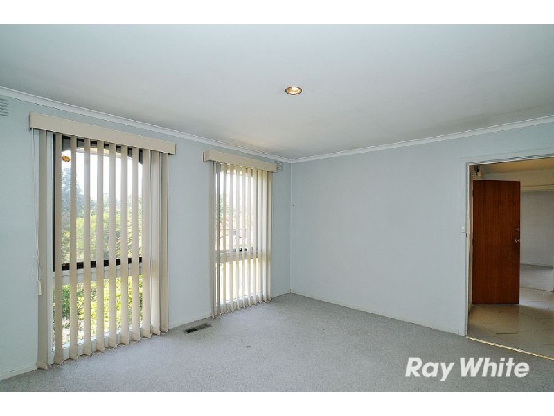 42 Brentwood Drive, Wantirna VIC 3152