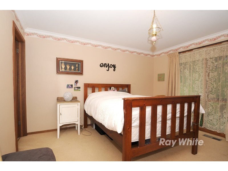 5 Forest Road, Belgrave VIC 3160