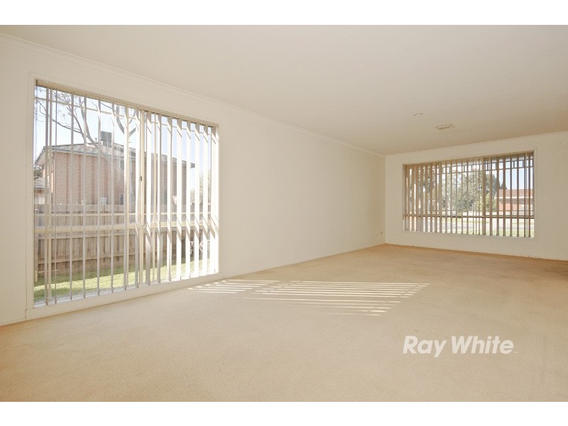 10 Meridian Parade, Wantirna South VIC 3152
