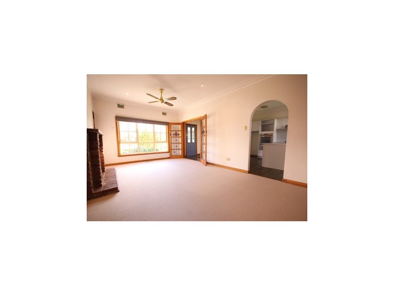 16 Maida Avenue, Bayswater VIC 3153