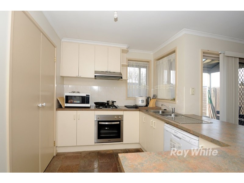 4 David Street, Hampton Park VIC 3976