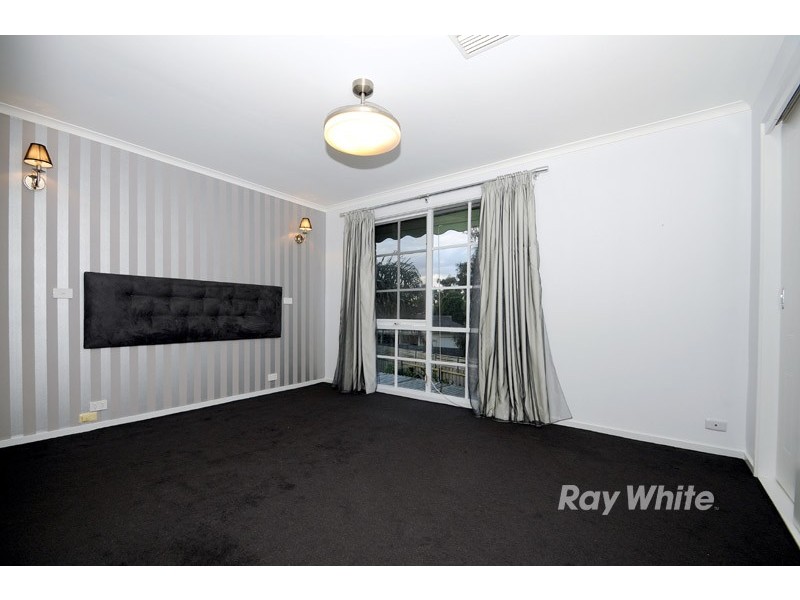 5 Melanie Close, Wantirna South VIC 3152