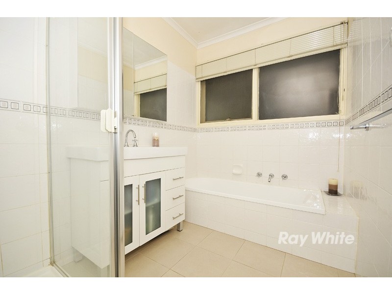 12 Suffern Avenue, Bayswater VIC 3153