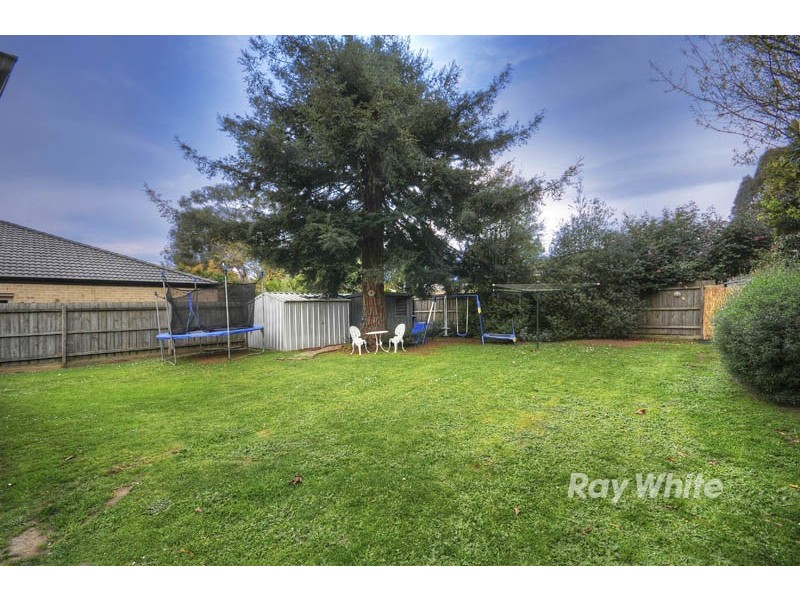 12 Suffern Avenue, Bayswater VIC 3153