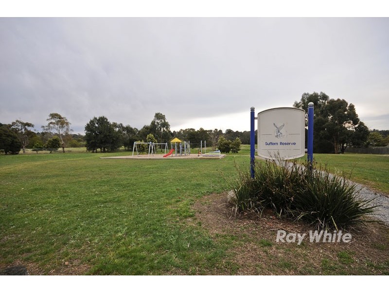 12 Suffern Avenue, Bayswater VIC 3153