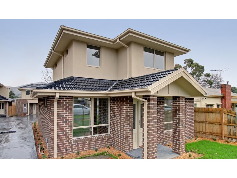 4/3 Pine Crescent, Boronia VIC 3155