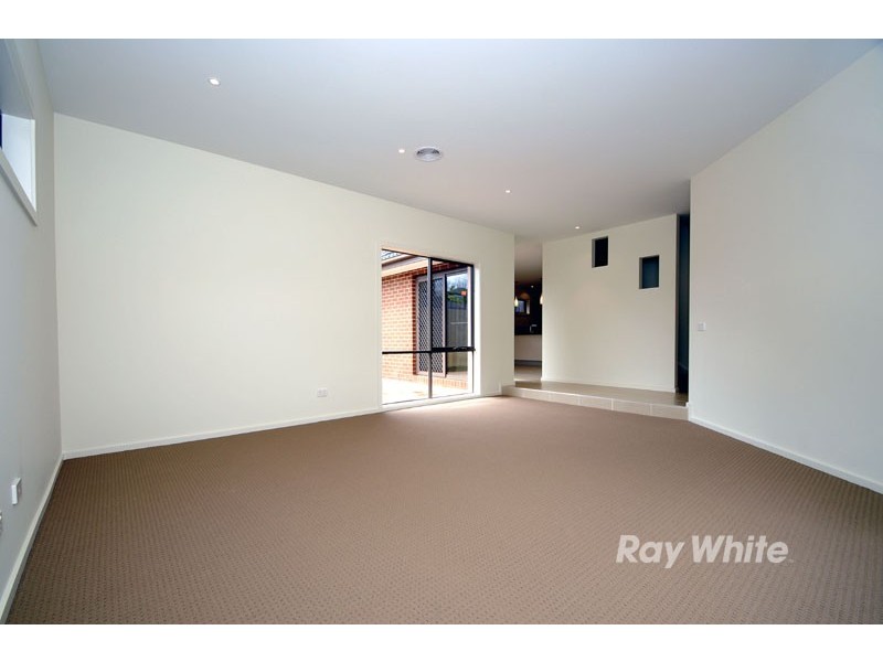 2/92 Coleman Road, Wantirna South VIC 3152
