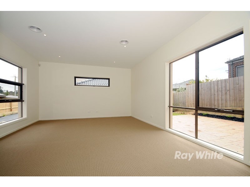 2/92 Coleman Road, Wantirna South VIC 3152