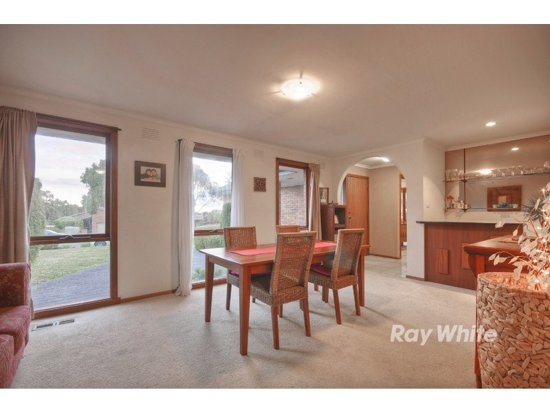 28 Merryn Grove, Wantirna South VIC 3152