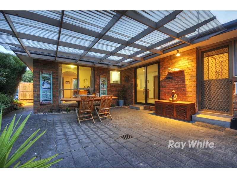 28 Merryn Grove, Wantirna South VIC 3152