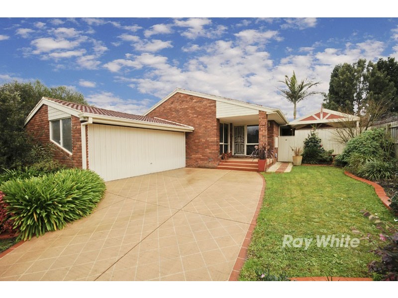 120 Fraser Crescent, Wantirna South VIC 3152