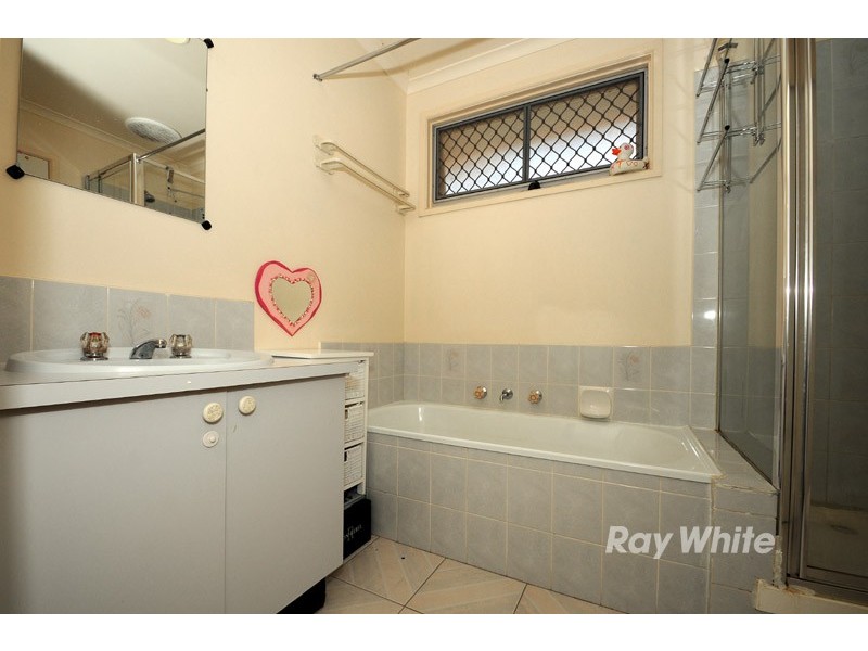 8 Apple Grove, Bayswater VIC 3153