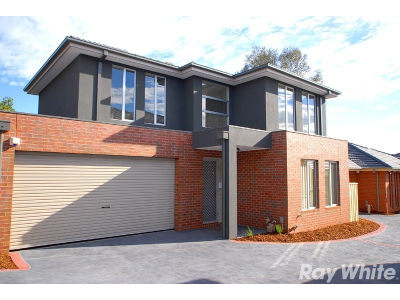 2/1399 High Street Road, Wantirna South VIC 3152