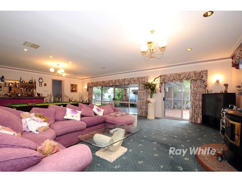 96 Stud Road, Wantirna VIC 3152