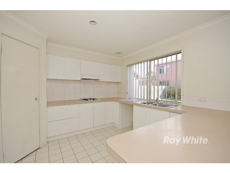 10 Meridian Parade, Wantirna South VIC 3152