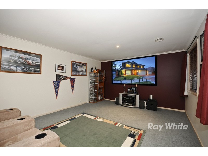 24 Earls Court, Wantirna South VIC 3152