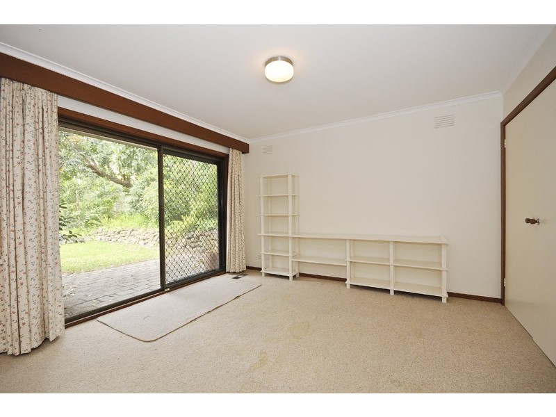 34 Pine Crescent, Ringwood North VIC 3134