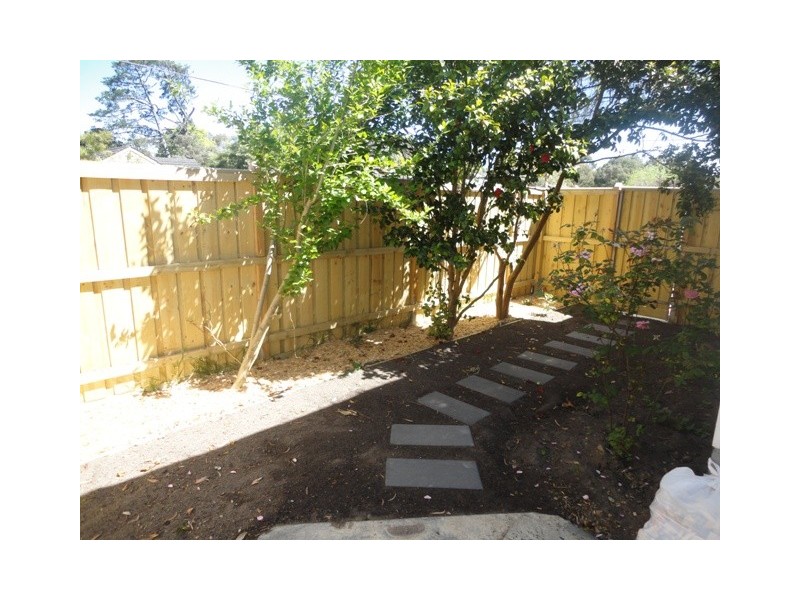 1/13 Ash Grove, Bayswater VIC 3153