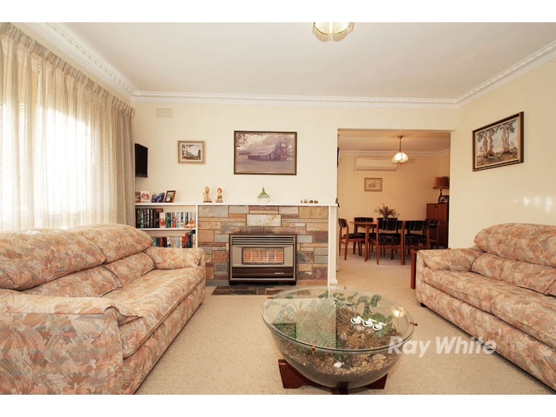 13 Ernest Street, Bayswater VIC 3153