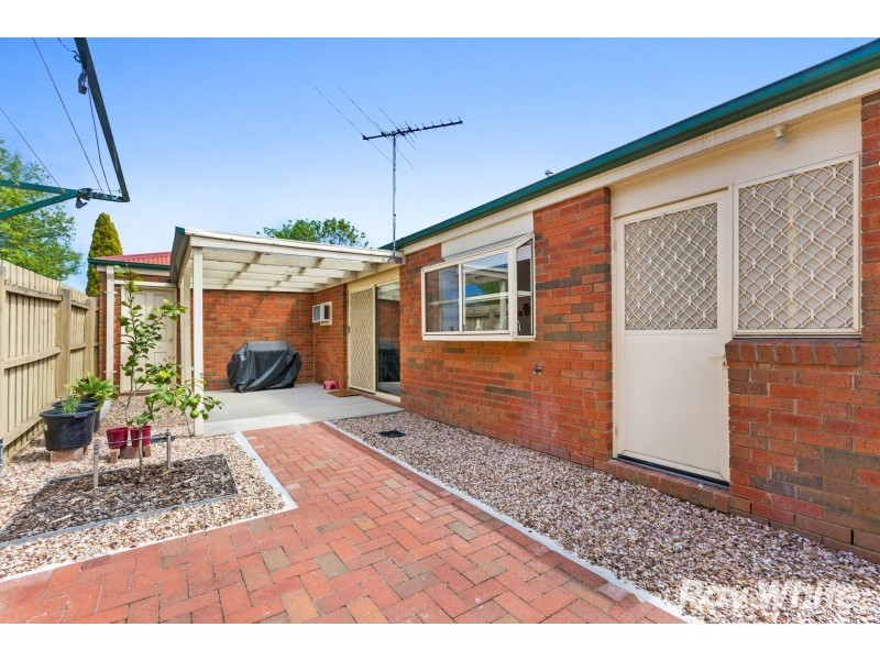 1 Lorikeet Court, Boronia VIC 3155