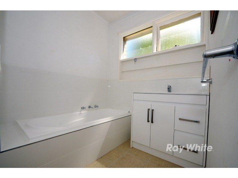 54 Ireland Avenue, Wantirna South VIC 3152