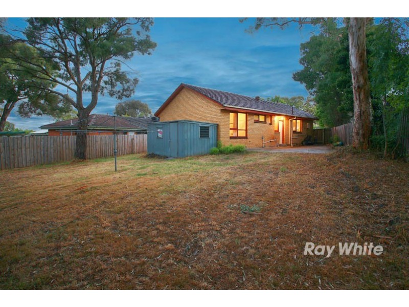 31 Aisbett Avenue, Wantirna South VIC 3152